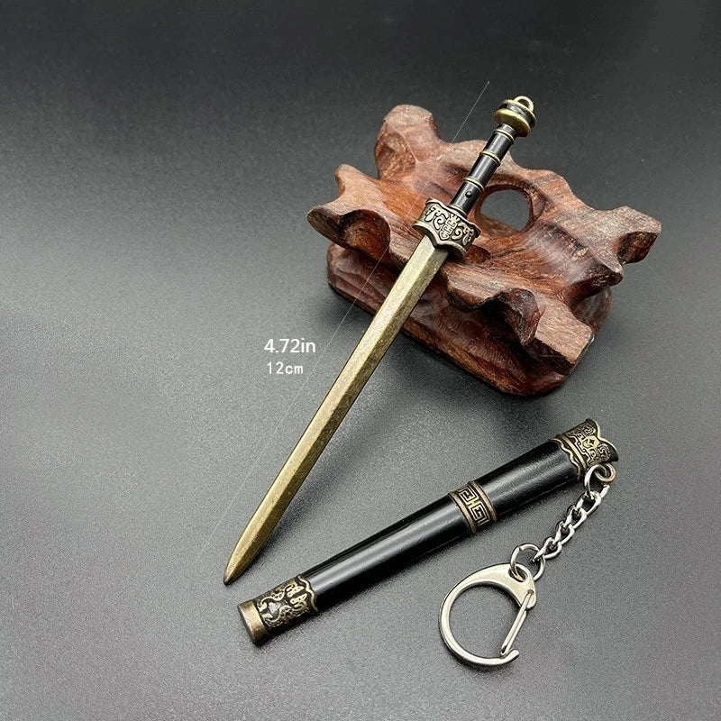 Many models of metal scabbard of famous ancient swords, keychain pendant of small unopened blade weapons